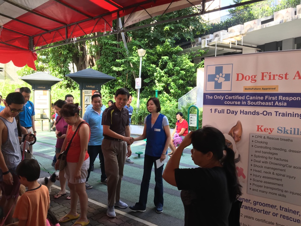 Dog First Aid’s talk and demonstration at Paws & Furs, Tanjong Pagar GRC & Radin Mas SMC, December 2017