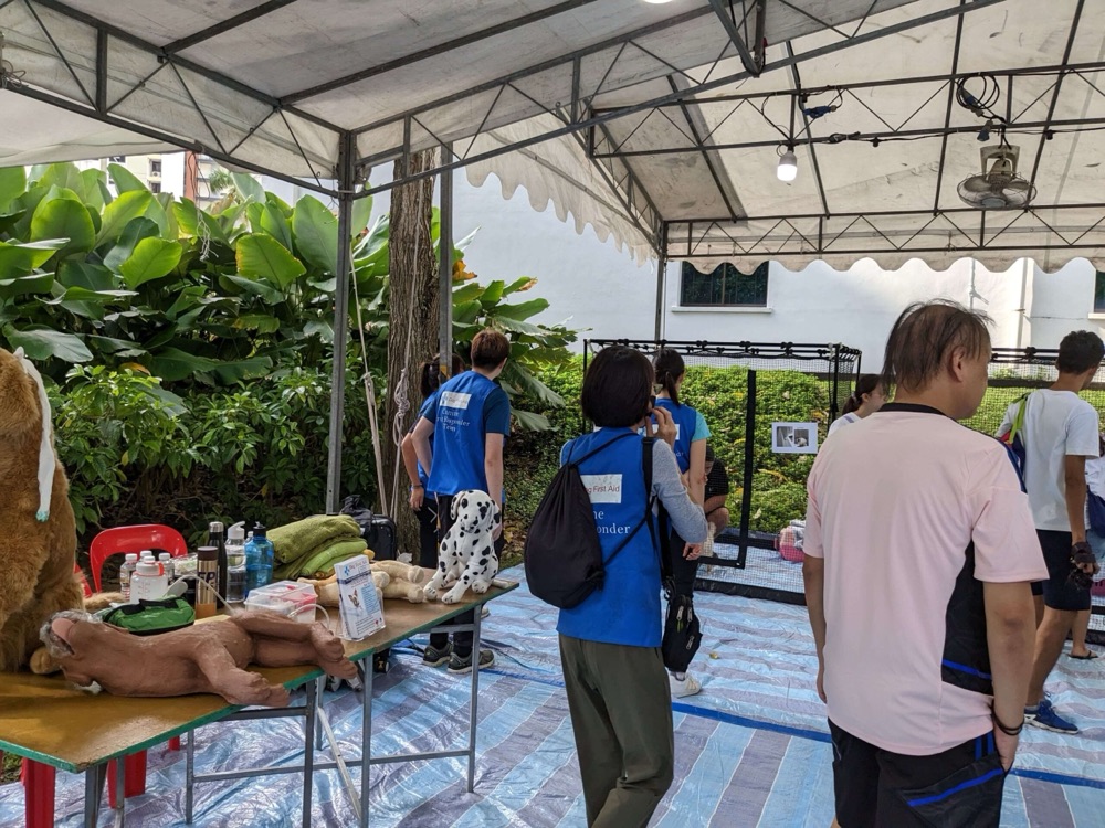 Dog First Aid’s Canine First Responder team at Paws & Furs 2022, Tanjong Pagar GRC & Radin Mas SMC